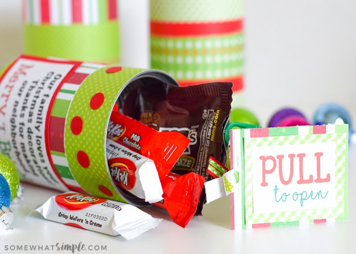 http://somewhatsimplekids.com/wp-content/uploads/2022/11/Christmas-Treats-in-a-Can-3.jpg